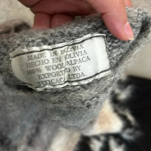 Alpaca wool  poncho - Picture 3 of 4